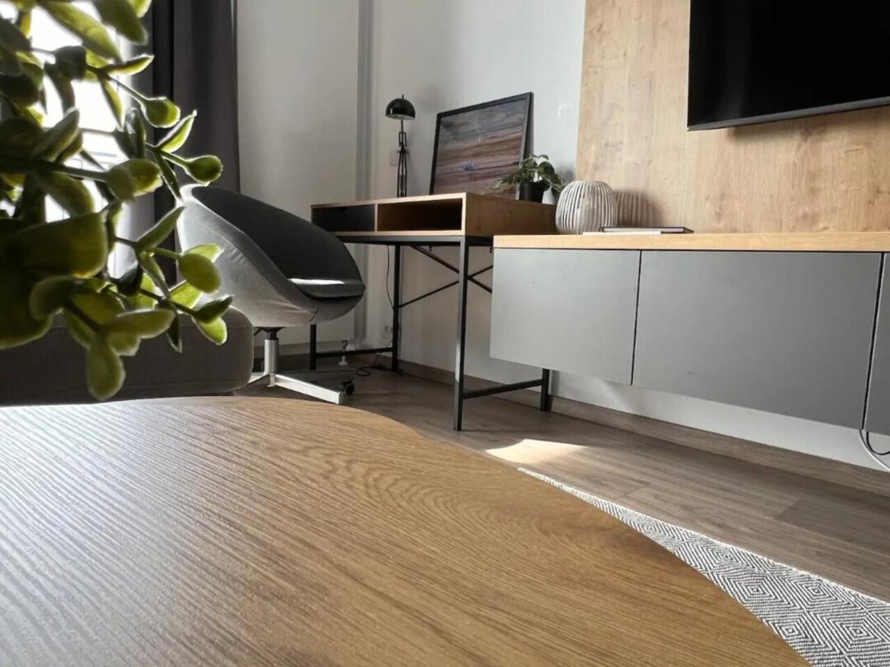 High-Rise Luxury Apartment With Free Parking บูคาเรสต์ ภายนอก รูปภาพ